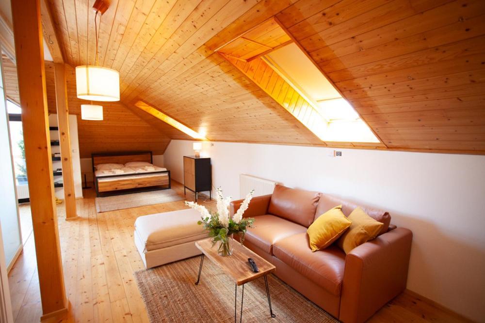 Apartmany Mind Adventure Lsteni Exteriör bild